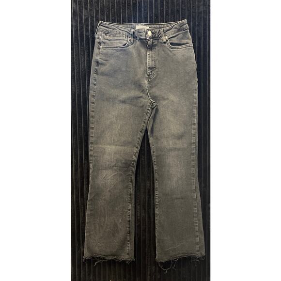 Forever 21 Gray Straight Leg Jeans Womens Size 8 Distressed Fringe Hem - Picture 1 of 4
